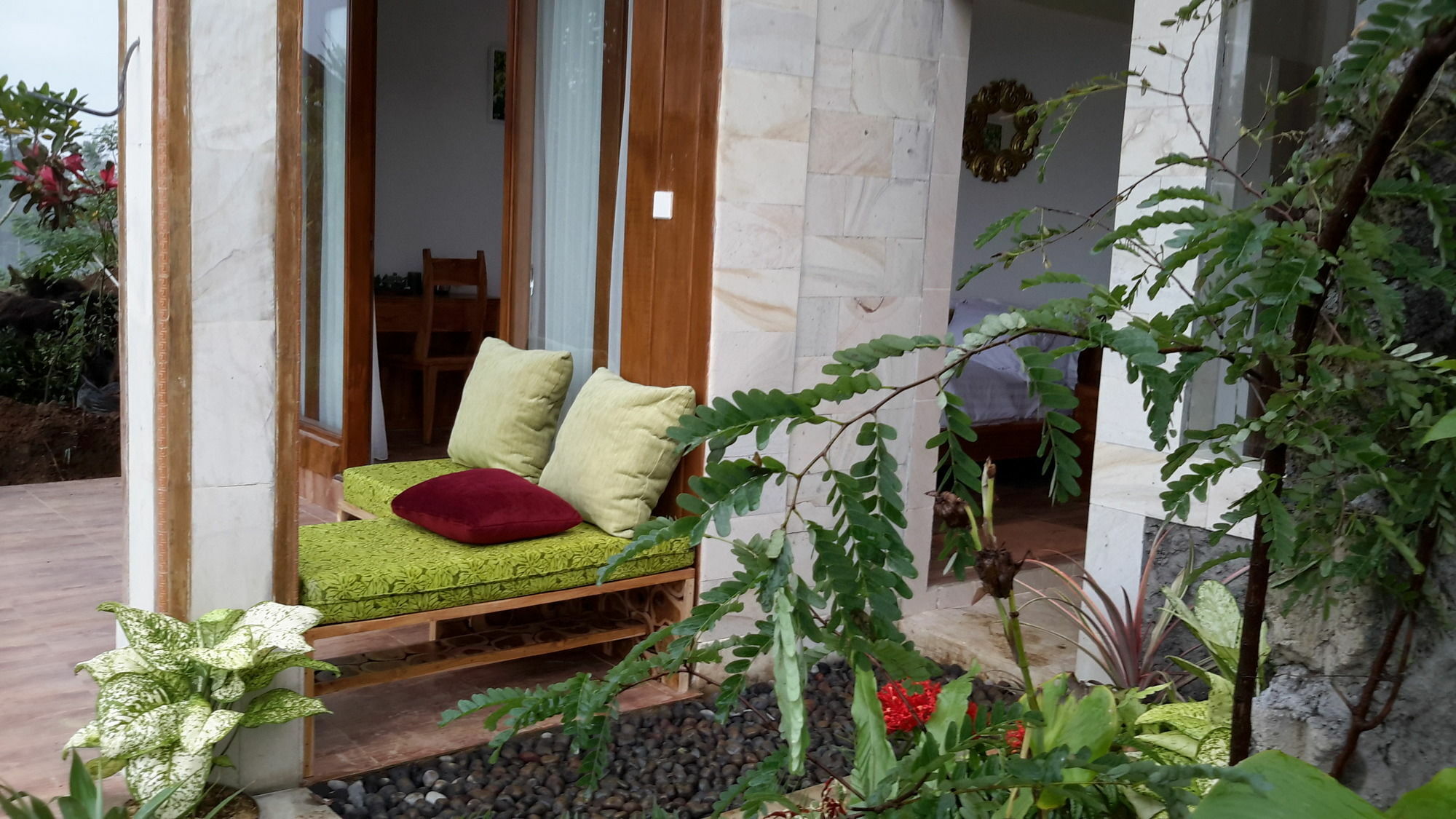 The Aura Shanti Retreat Baturiti Экстерьер фото